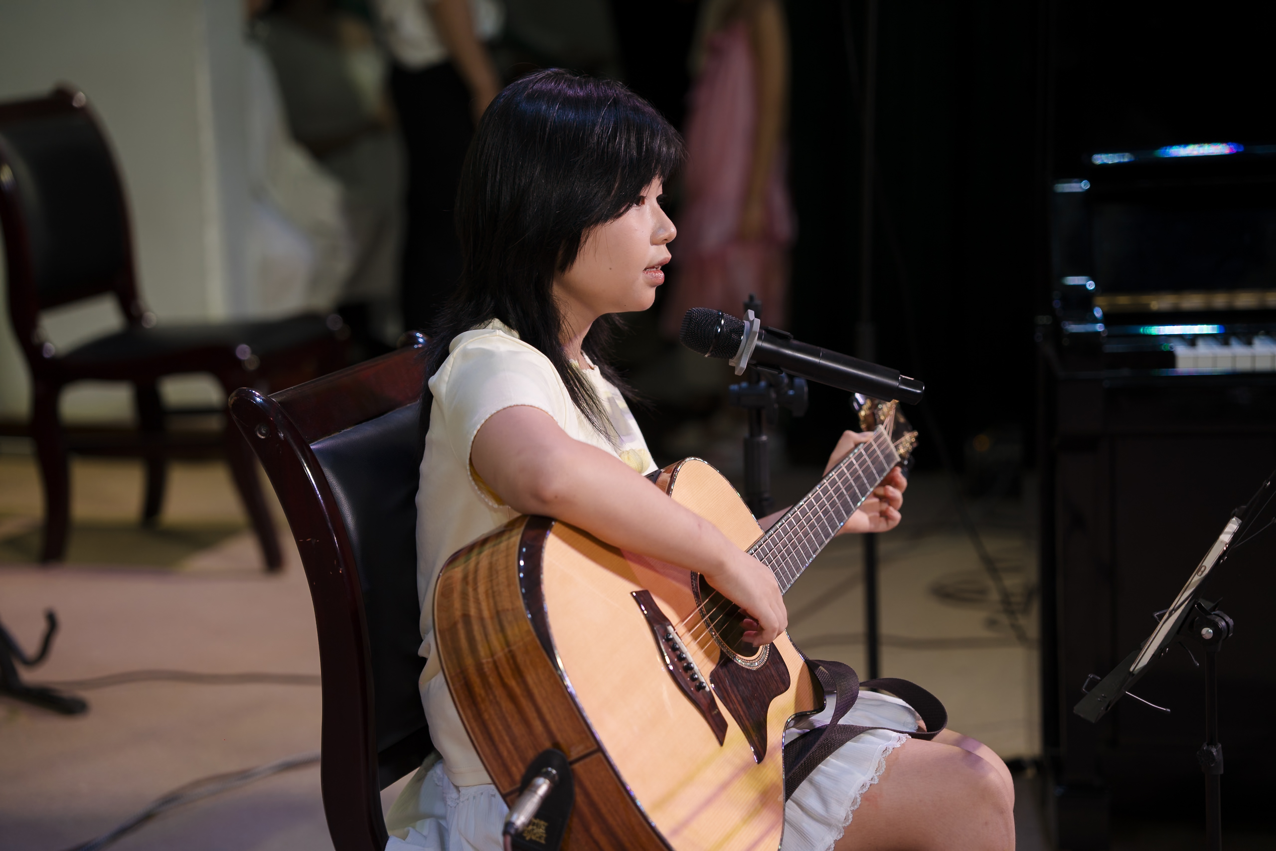 Lớp Guitar Cho Người Mới Bắt Đầu Tại Đà Nẵng