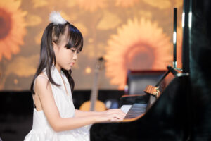 5 Dấu Hiệu Cho Thấy Con Bạn Có Năng Khiếu Âm Nhạc