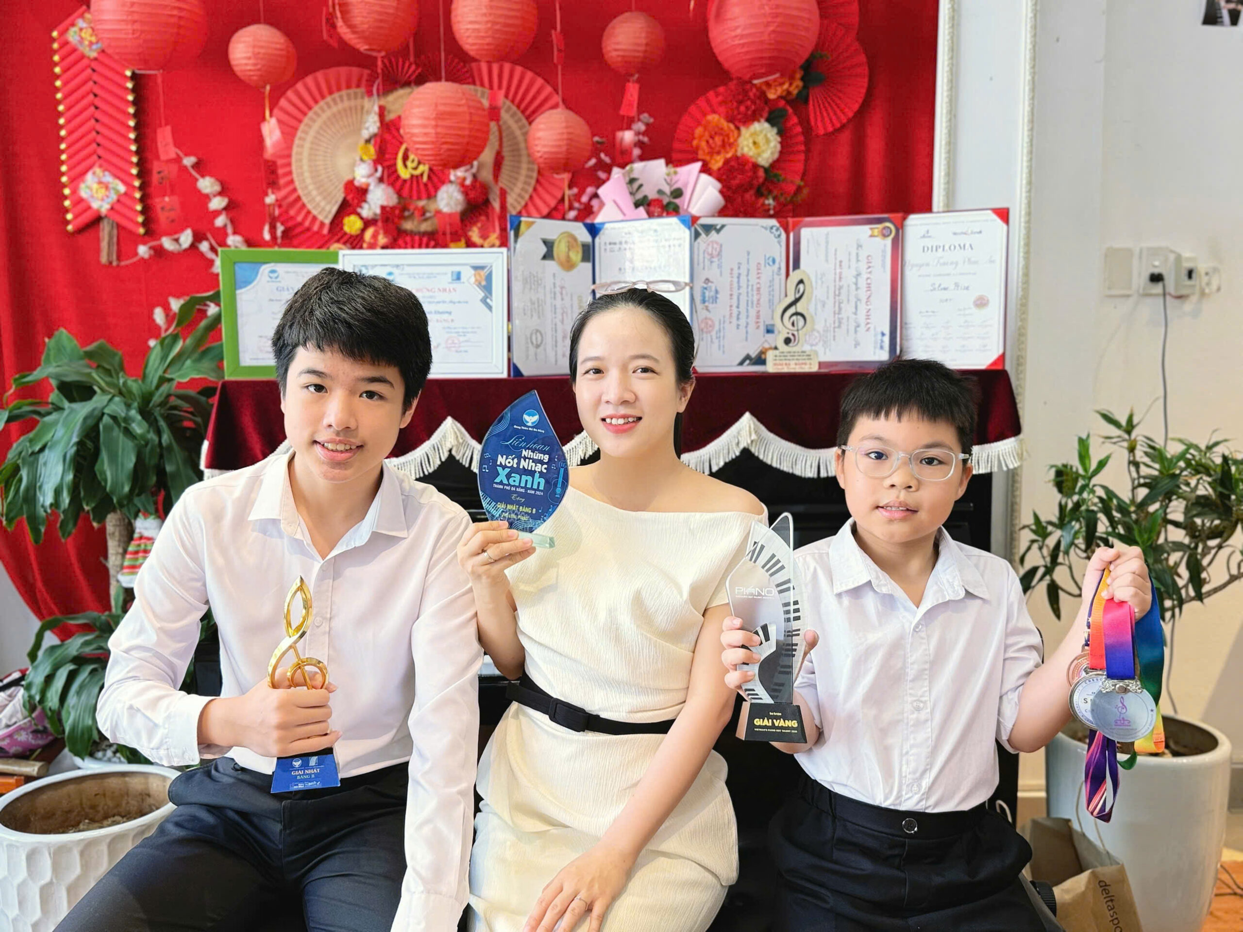 3 NĂM LIÊN TIẾP ĐẠT GIẢI NHẤT PIANO TẠI LIÊN HOAN “NHỮNG NỐT NHẠC XANH”